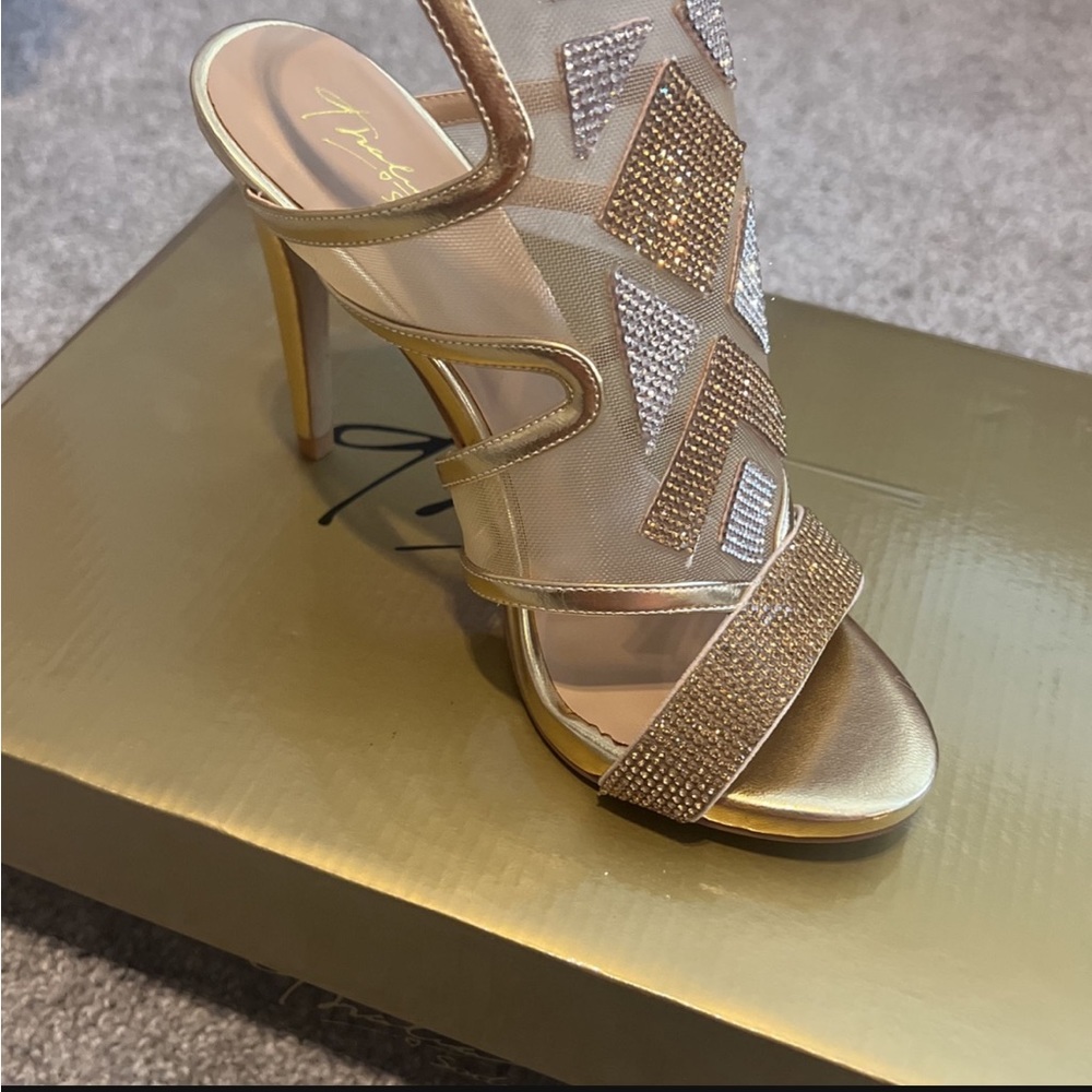 Gold Heeled Bootie By Thalia Sodi Size 7